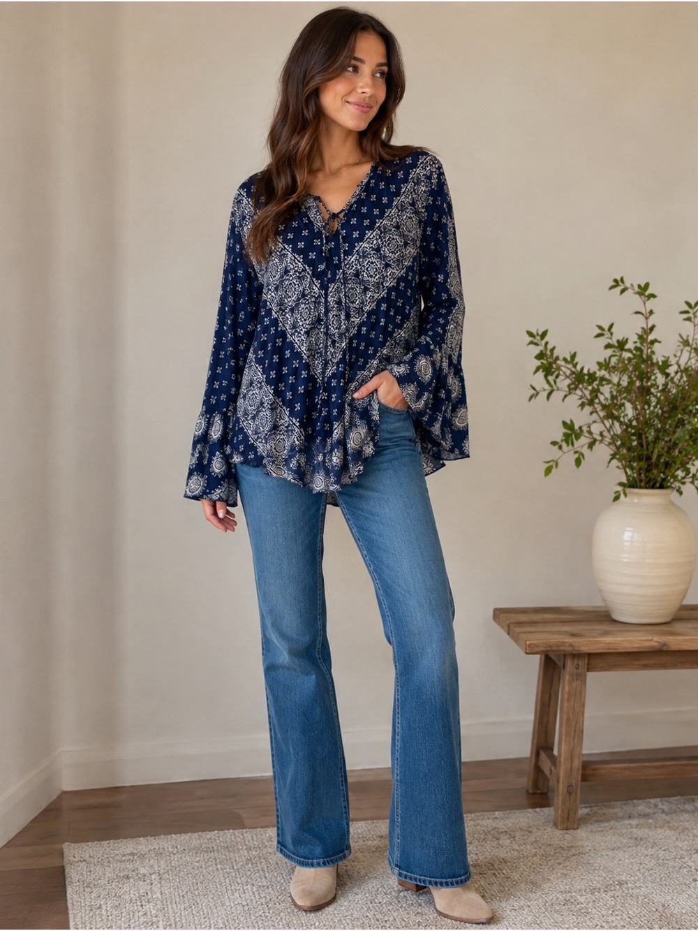 Umgee USA Medium Navy Cream Boho Paisley Ruffle Hem Tunic Blouse Western Bandana